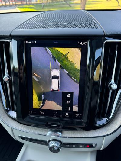Volvo XC60 — 8