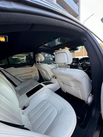 Mercedes-Benz CLS 220 — 5