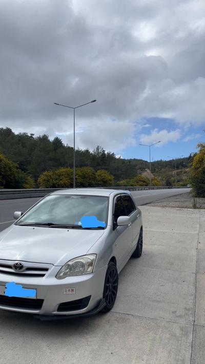 Toyota Corolla — 2