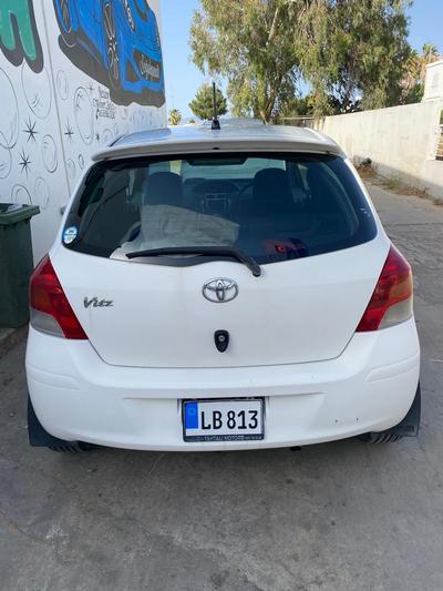 Toyota Vitz — 4