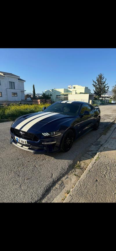 Ford Mustang — 1