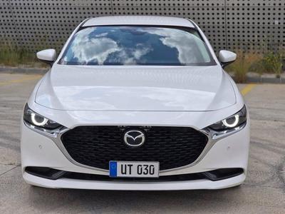 Mazda 3 — 2
