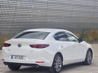 Mazda 3 — 3
