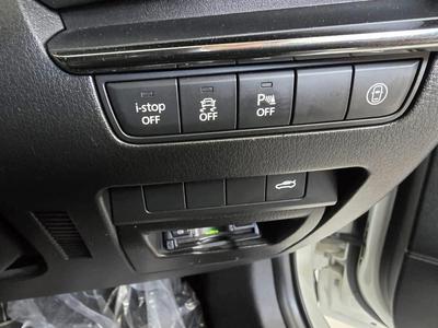 Mazda 3 — 7