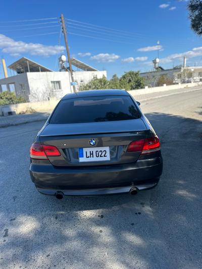 BMW 320i — 5