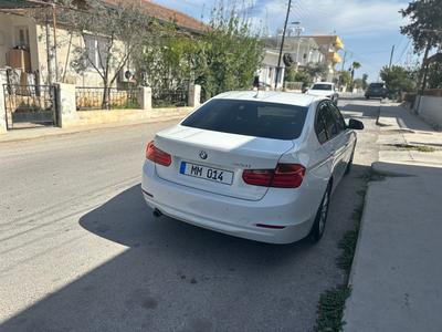 BMW 320i — 1