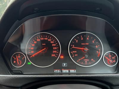 BMW  F30 — 8