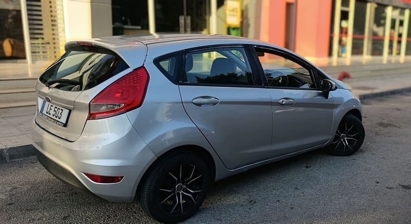 Ford Fiesta — 4