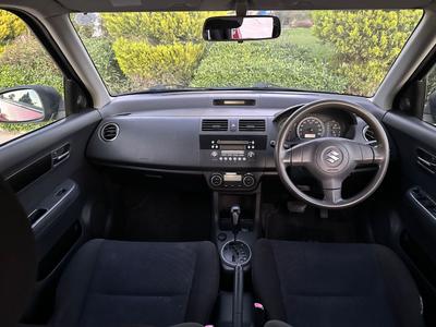 Suzuki Swift — 4