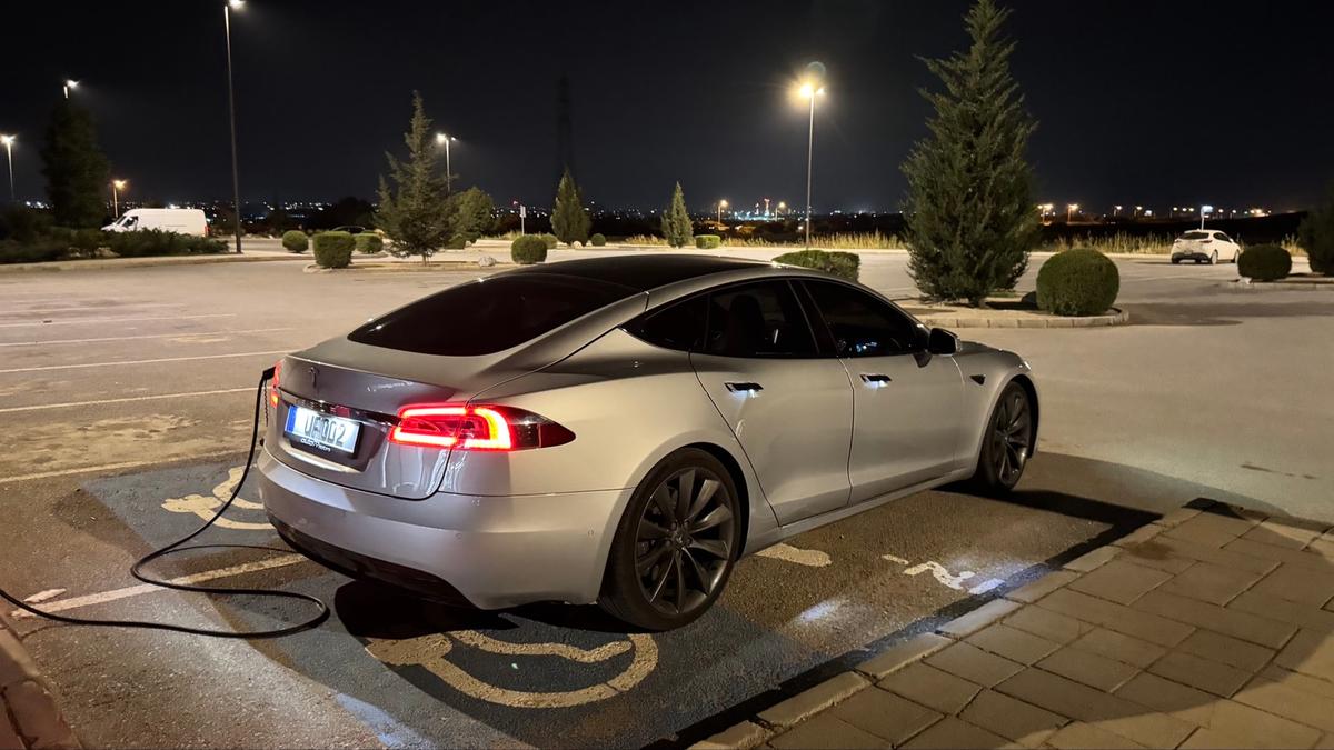 2018 Tesla Model S