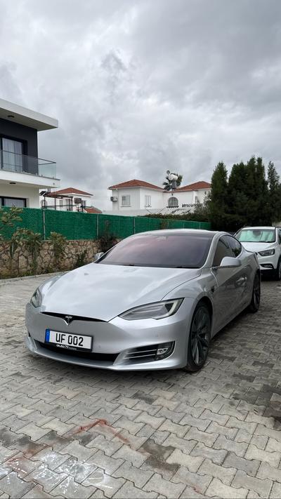 Tesla Model S — 5