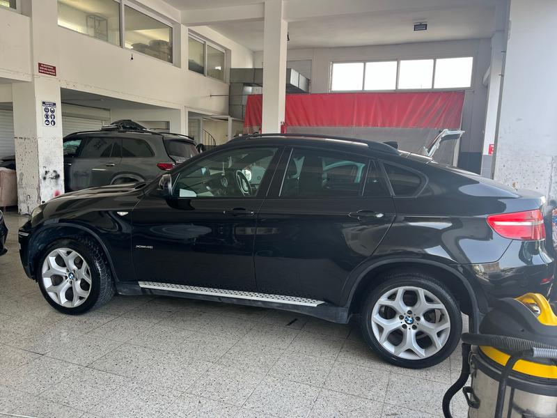 BMW X6 — 1/3
