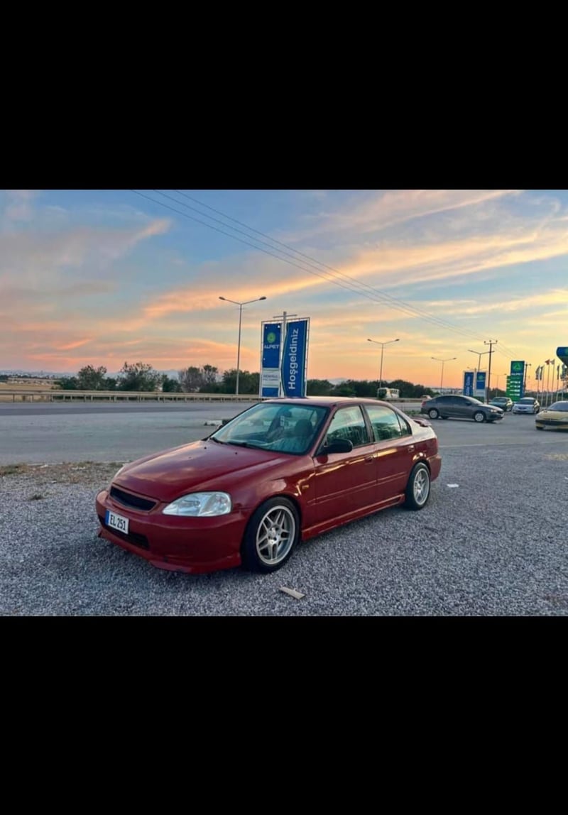 Honda Civic — 8