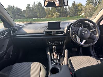 Mazda Axela — 7