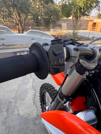 KTM 450 SXF — 6