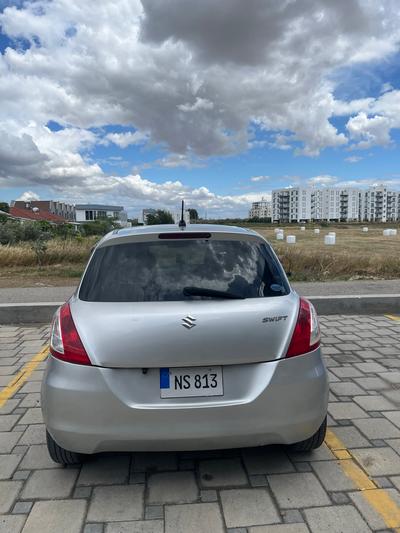 Suzuki Swift — 1