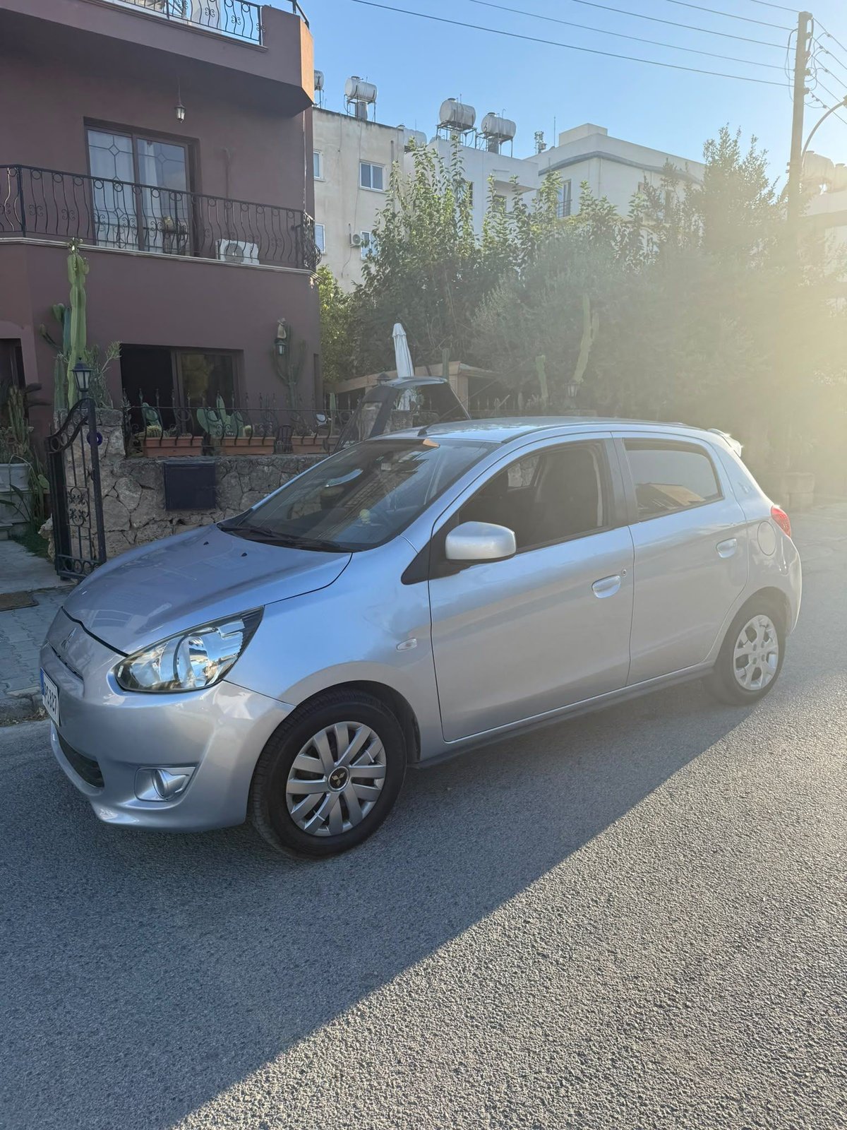 2013 Mitsubishi Mirage 4