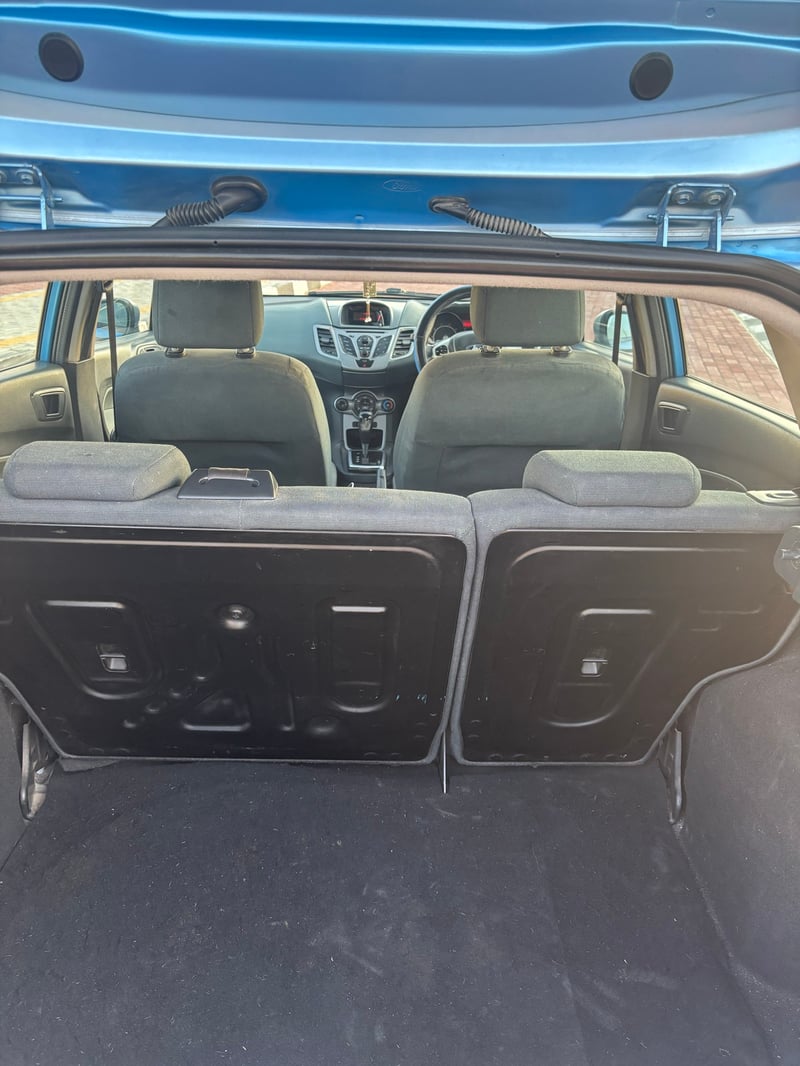 Ford Fiesta — 5