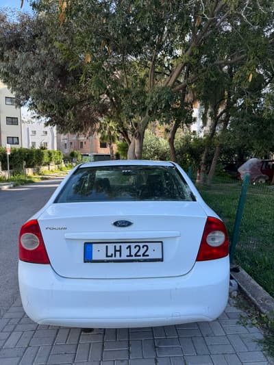 Ford Focus — 5