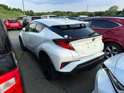 Toyota C-HR — 5