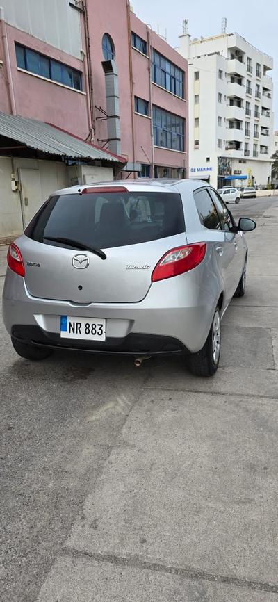 Mazda Demio — 5