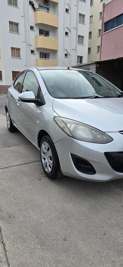 Mazda Demio — 6