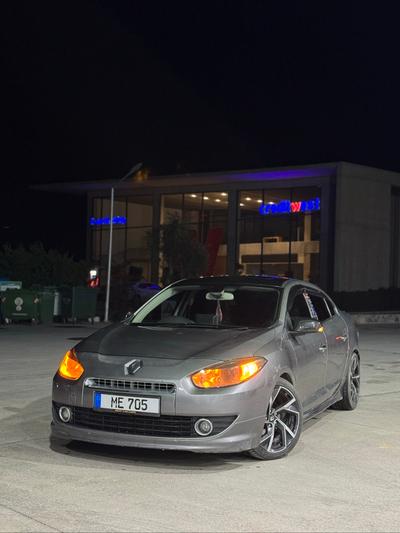 Renault Fluence — 2