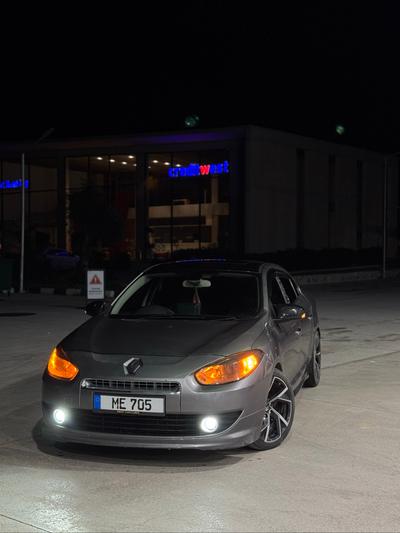 Renault Fluence — 3