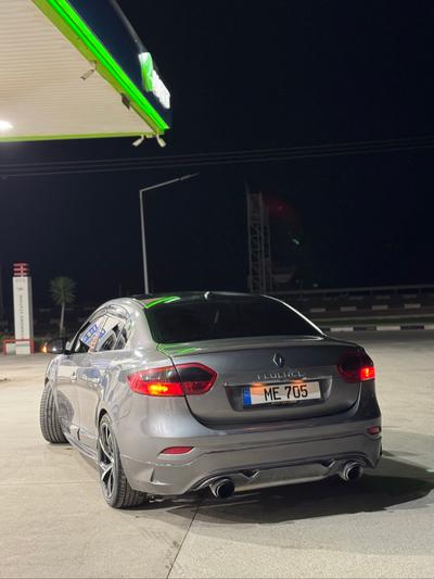 Renault Fluence — 6