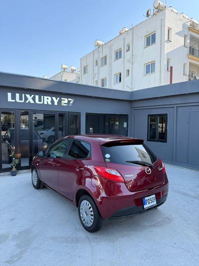Mazda Demio — 3