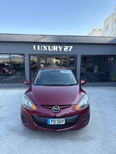 Mazda Demio — 4