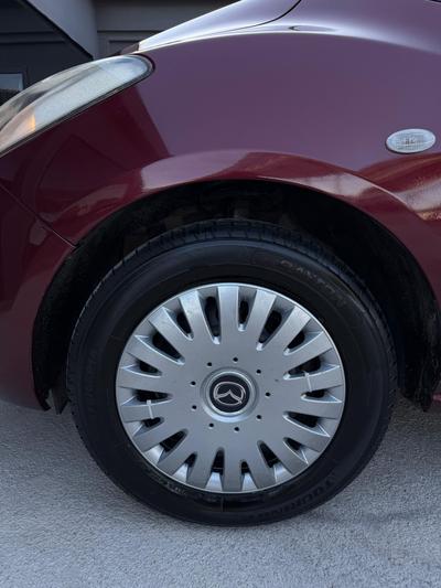 Mazda Demio — 6