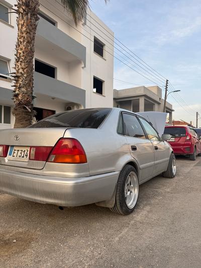 Toyota Corolla — 4