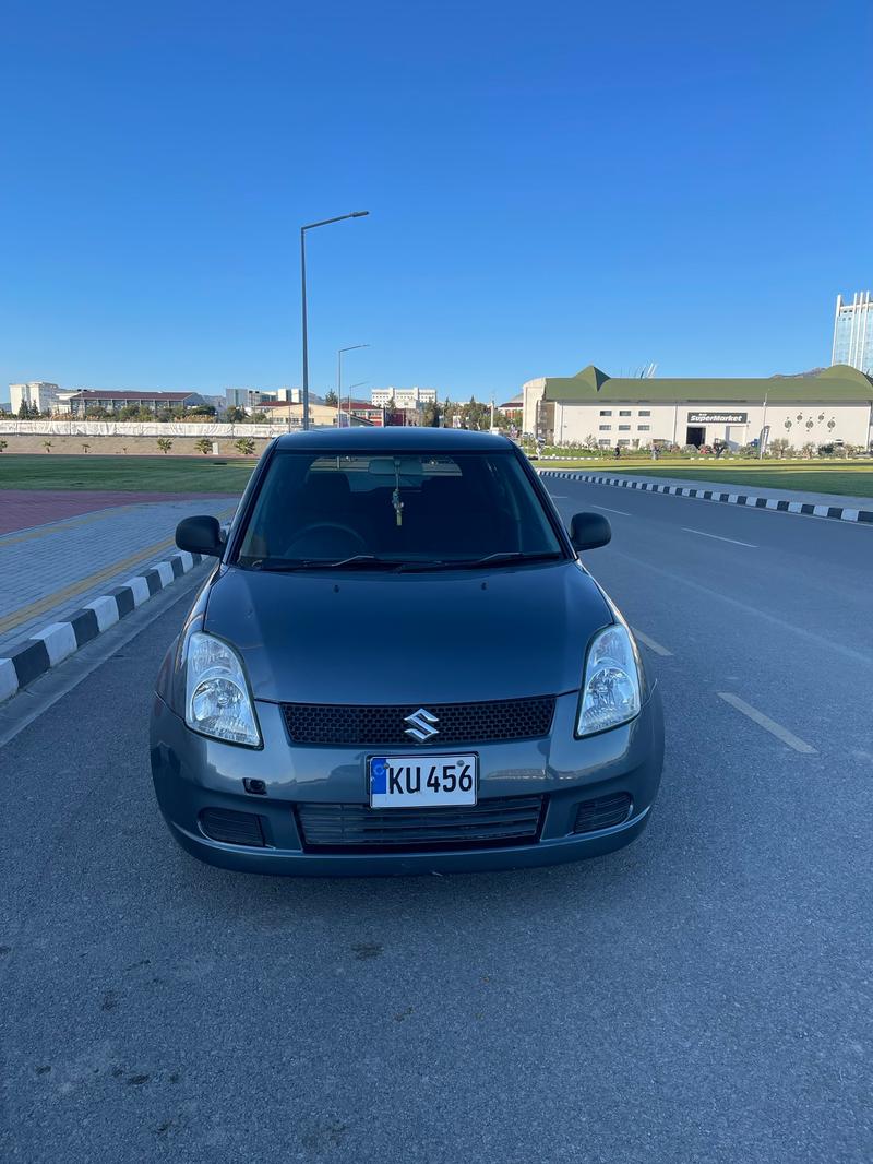 Suzuki Swift — 1/6