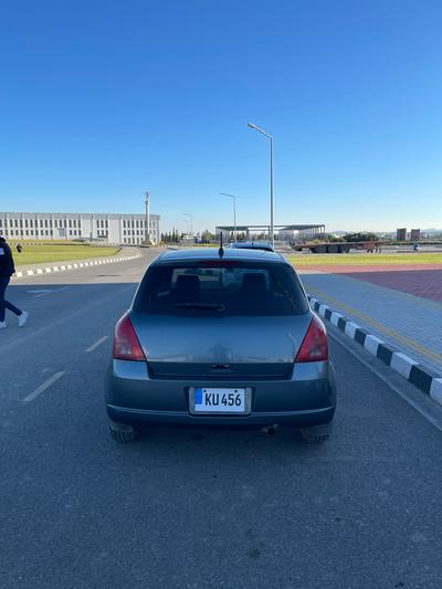 Suzuki Swift — 3
