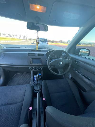 Suzuki Swift — 5