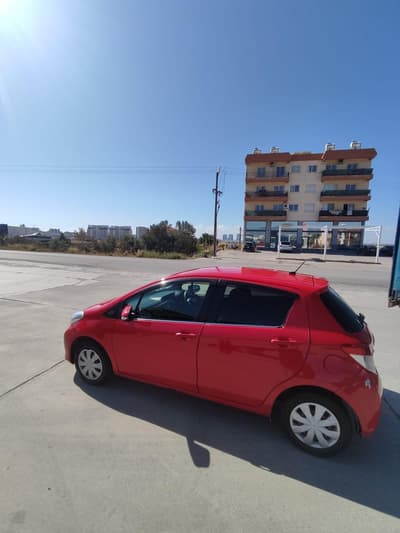 Toyota Vitz — 5