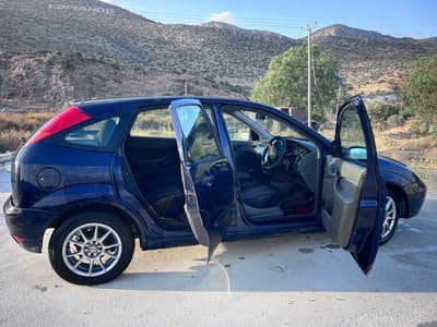 Ford Focus — 3