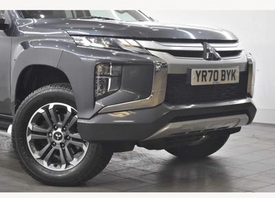 Mitsubishi L200 — 9