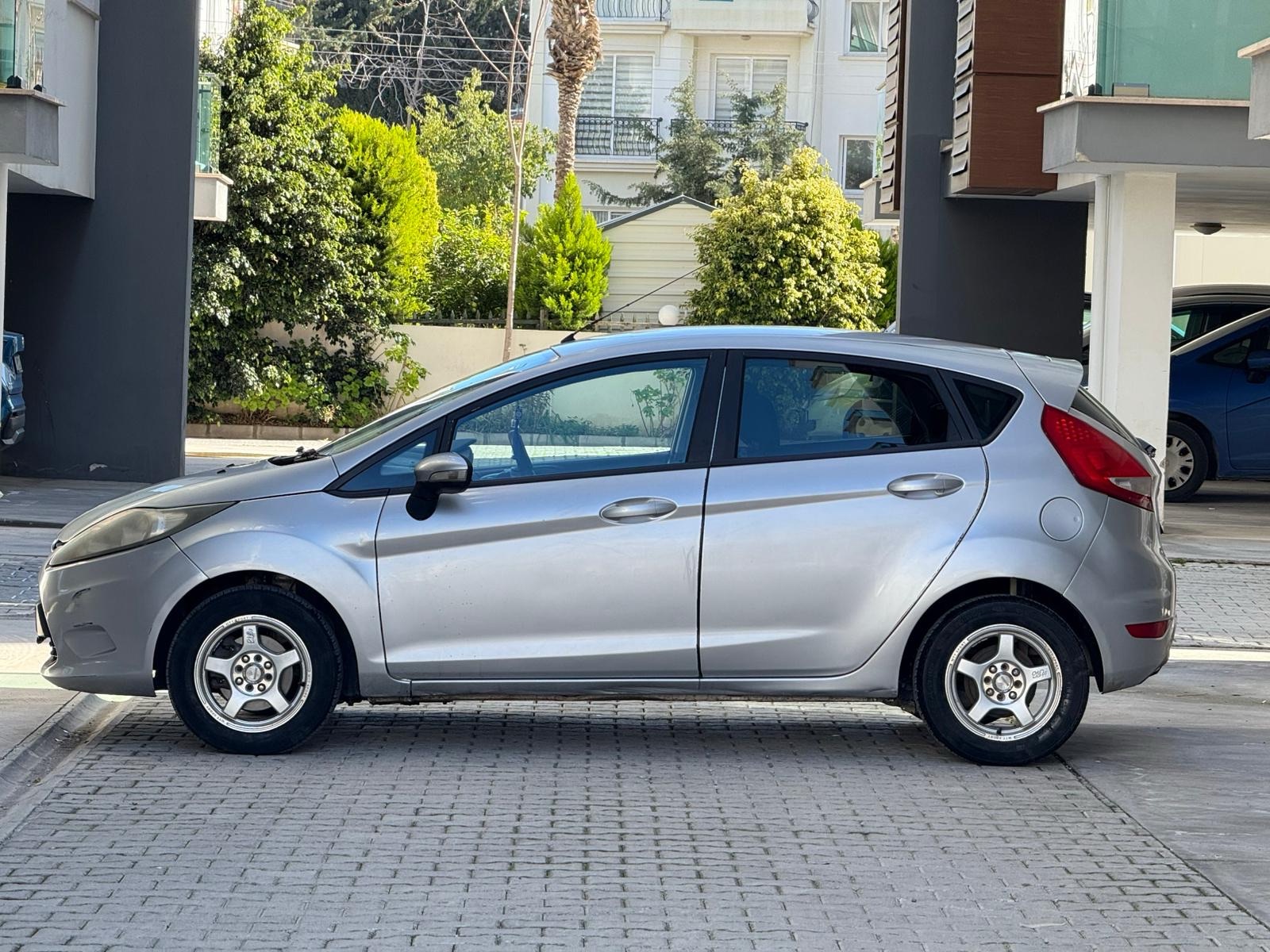 Ford Fiesta 2010 Satılık İkinci El - Thumbnail 4
