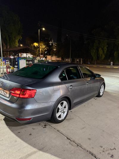 Volkswagen Jetta — 7