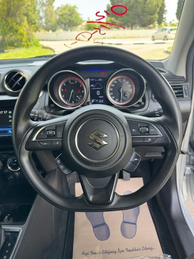 Suzuki Swift — 8