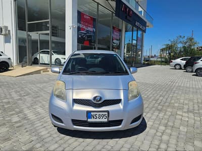 Toyota Vitz — 1