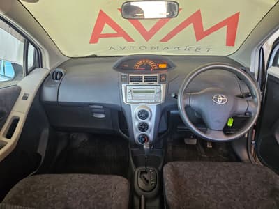 Toyota Vitz — 2