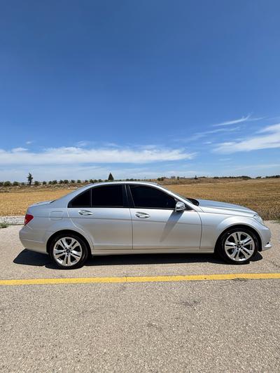 Mercedes-Benz C 180 — 10