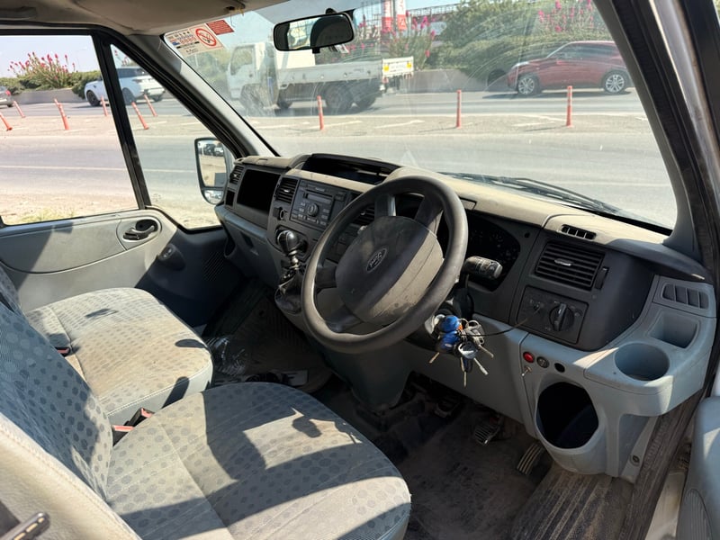 Ford Transit — 4