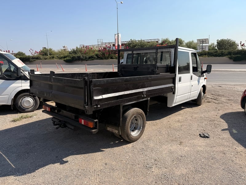 Ford Transit — 5