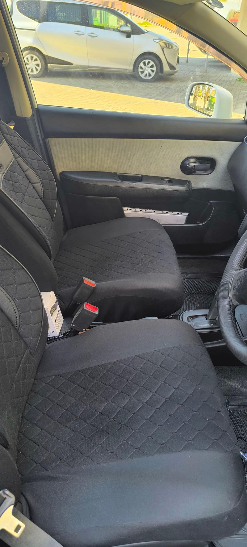 Nissan Tiida — 1/5