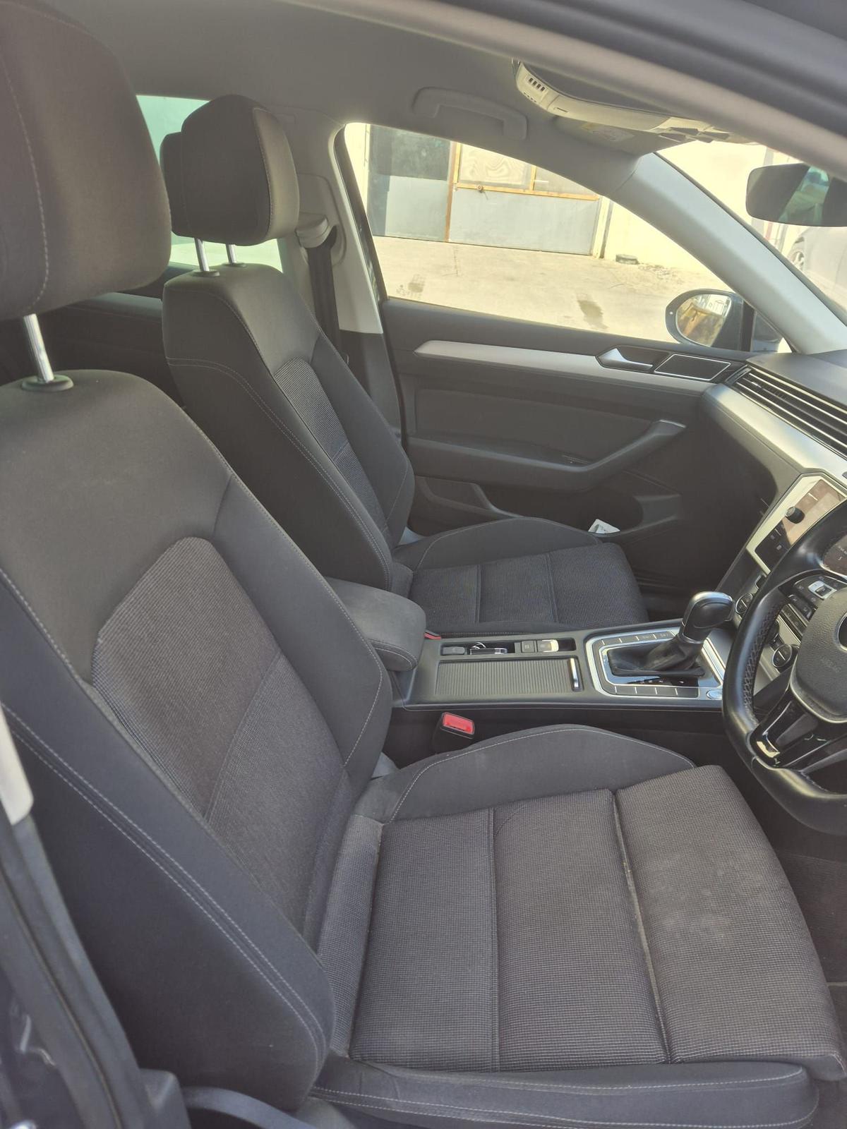 2019 Volkswagen Passat 5