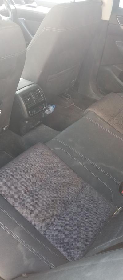 Volkswagen Passat — 6
